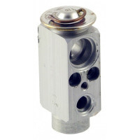 John Deere 2254 Combine Expansion Valve - Block Type John Deere 2254 Combine Expansion Valve - Block Type