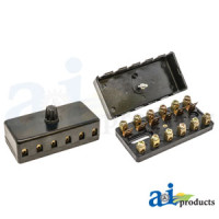 Ford | New Holland 3300 Tractor Fuse Box Assembly (8-1-70 and greater, without HAZARD WARNING INDICATORS)