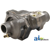 John Deere 8200 Tractor Pump, Water