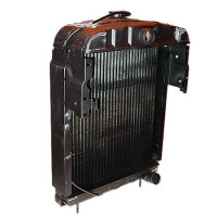 International Harvester Radiator (IHS449) International Harvester Radiator (IHS449)
